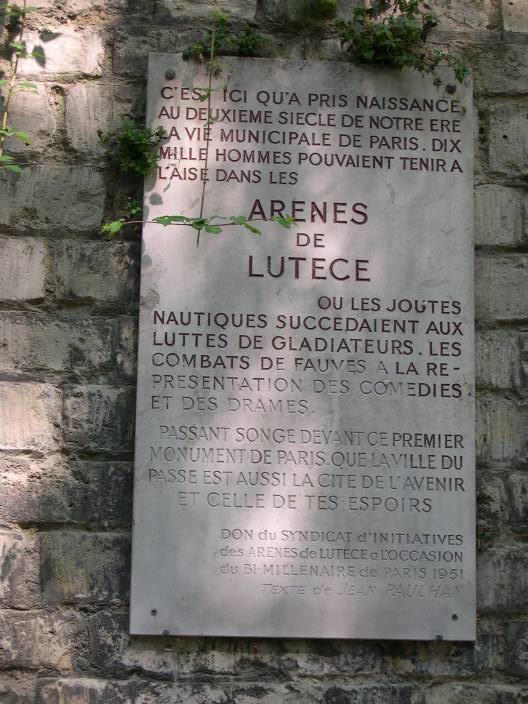  plaque apposée en 1951 pour le bi-millénaire de Paris